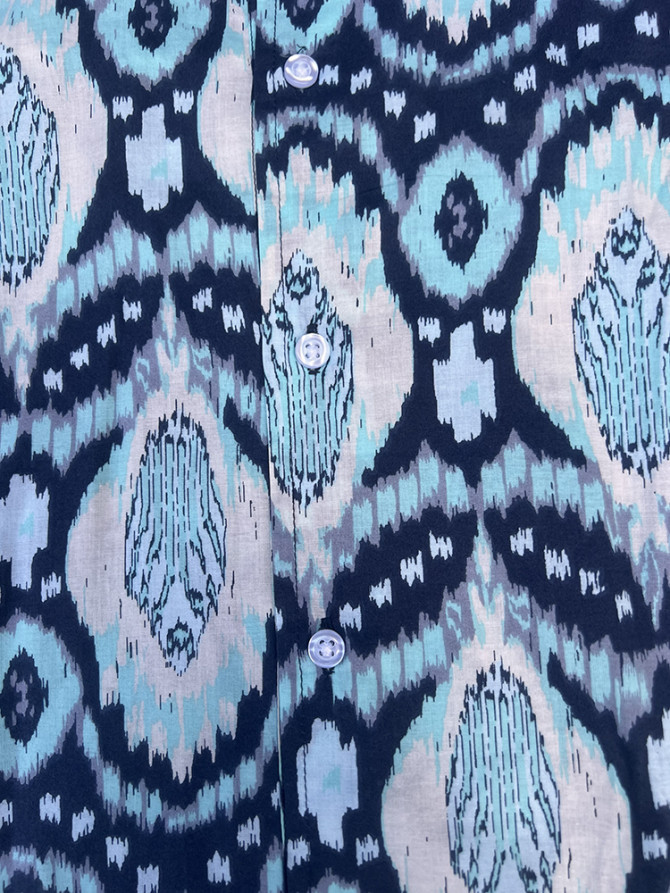 détail tissu chemise coton imprimé homme