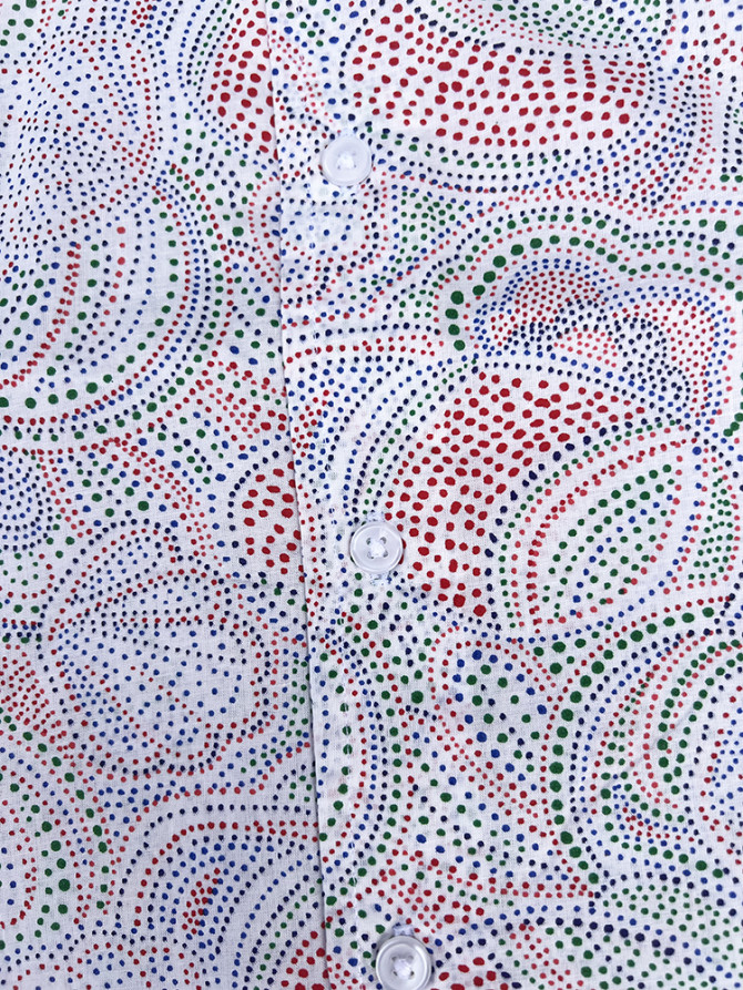 détail tissu chemise coton imprimé homme