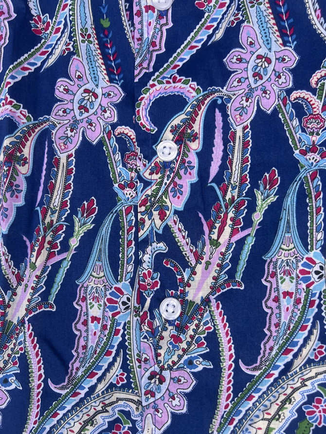 détail tissu chemise coton imprimé homme