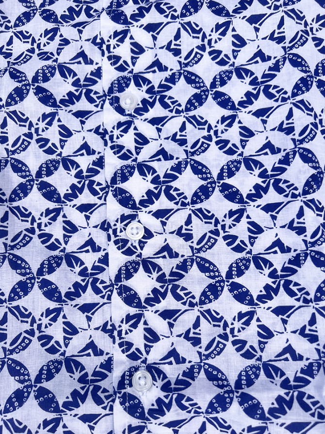 détail tissu chemise coton imprimé homme