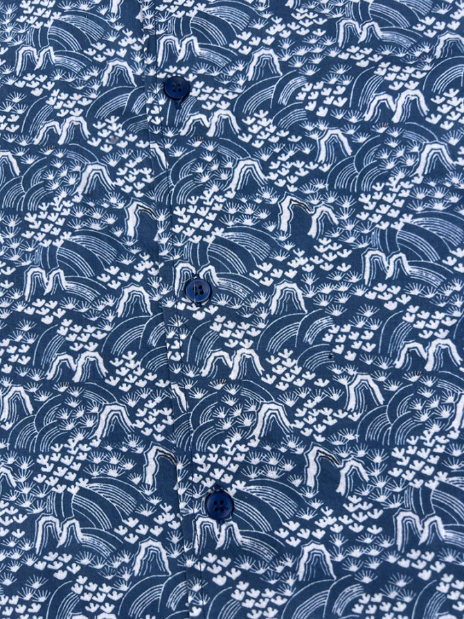 détail tissu chemise coton imprimé homme